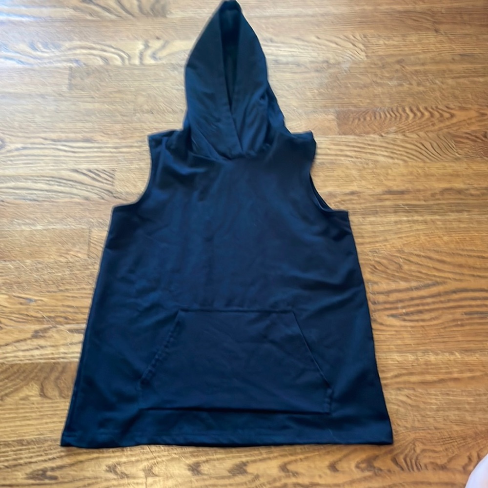Weissman hooded hip hop top
